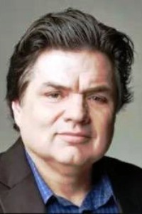 Oliver Platt