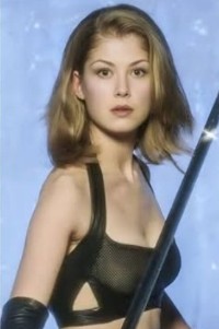 Rosamund Pike